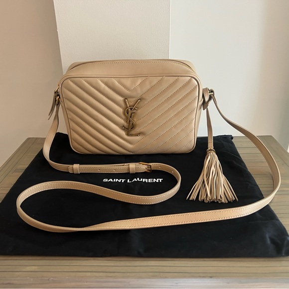 Yves Saint Laurent Handbags - Yves Saint Laurent Lou Medium Camera Bag in Quilted Leather